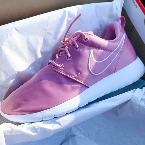NIKE ROSHE 1 - Picture 2 of 2